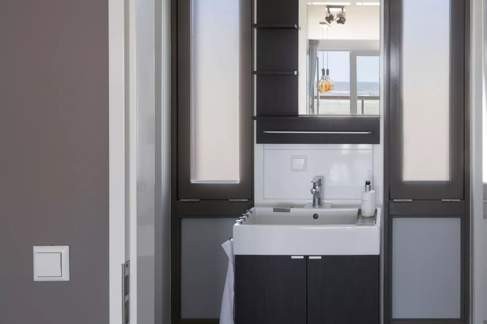 Resort Hoek van Holland-Bathroom