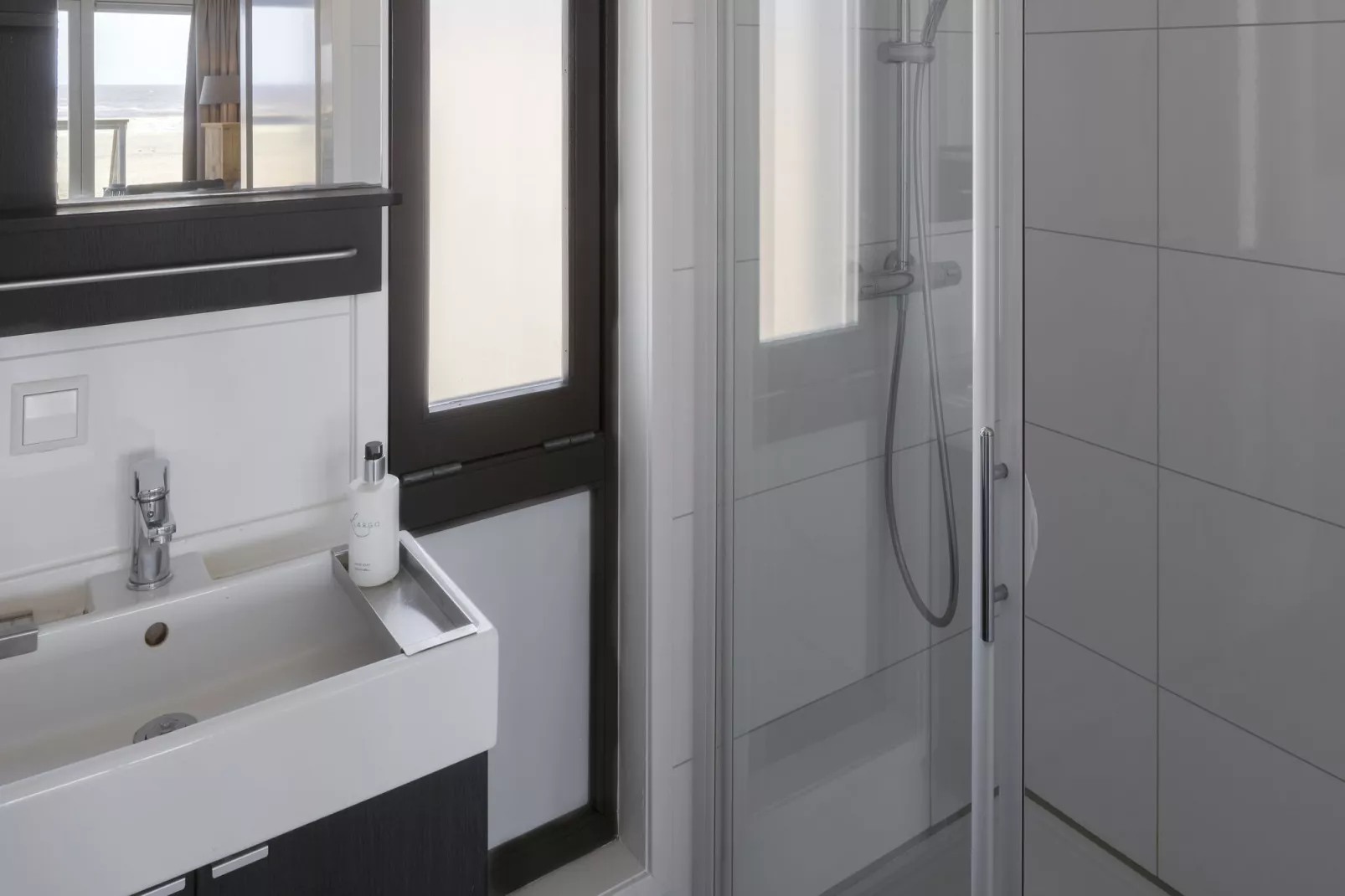 Resort Hoek van Holland-Bathroom
