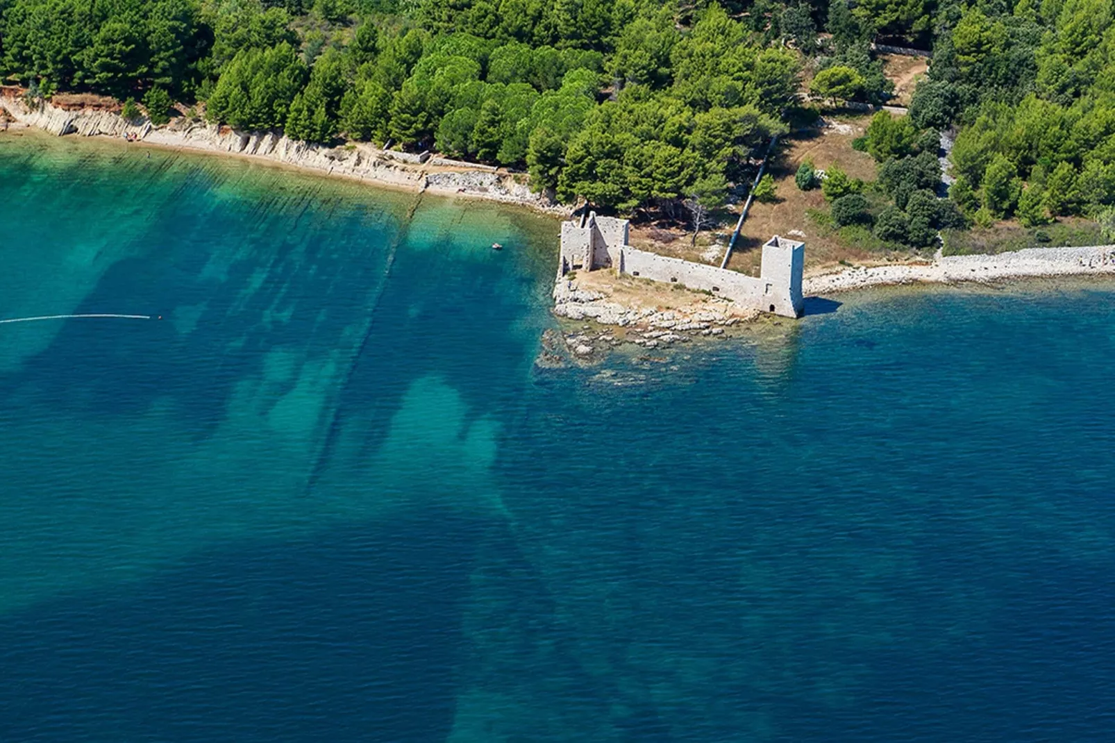 Holiday Home Frankovic-Areas summer 5km