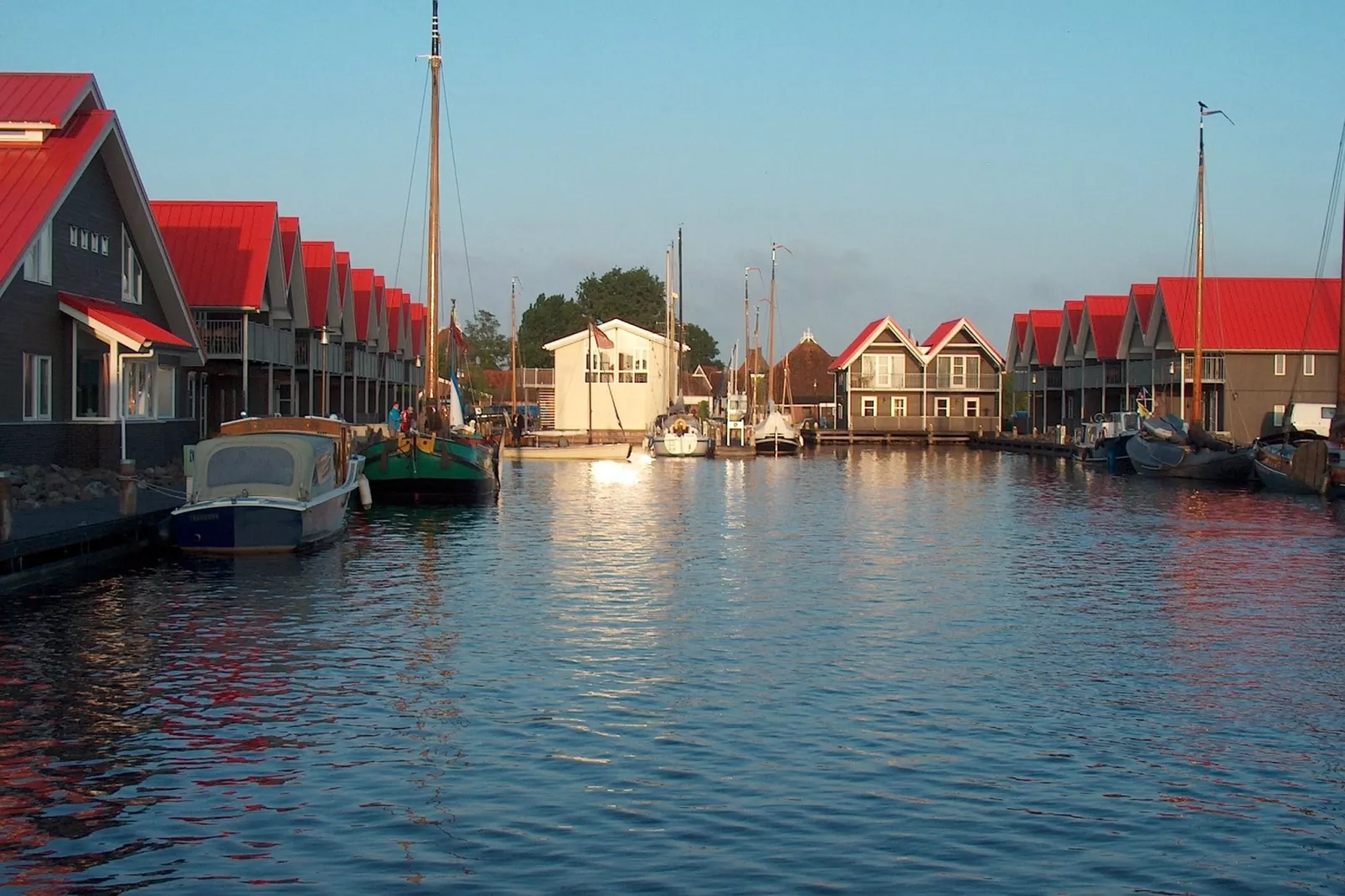 Havenresort Terherne 1-Exterior summer