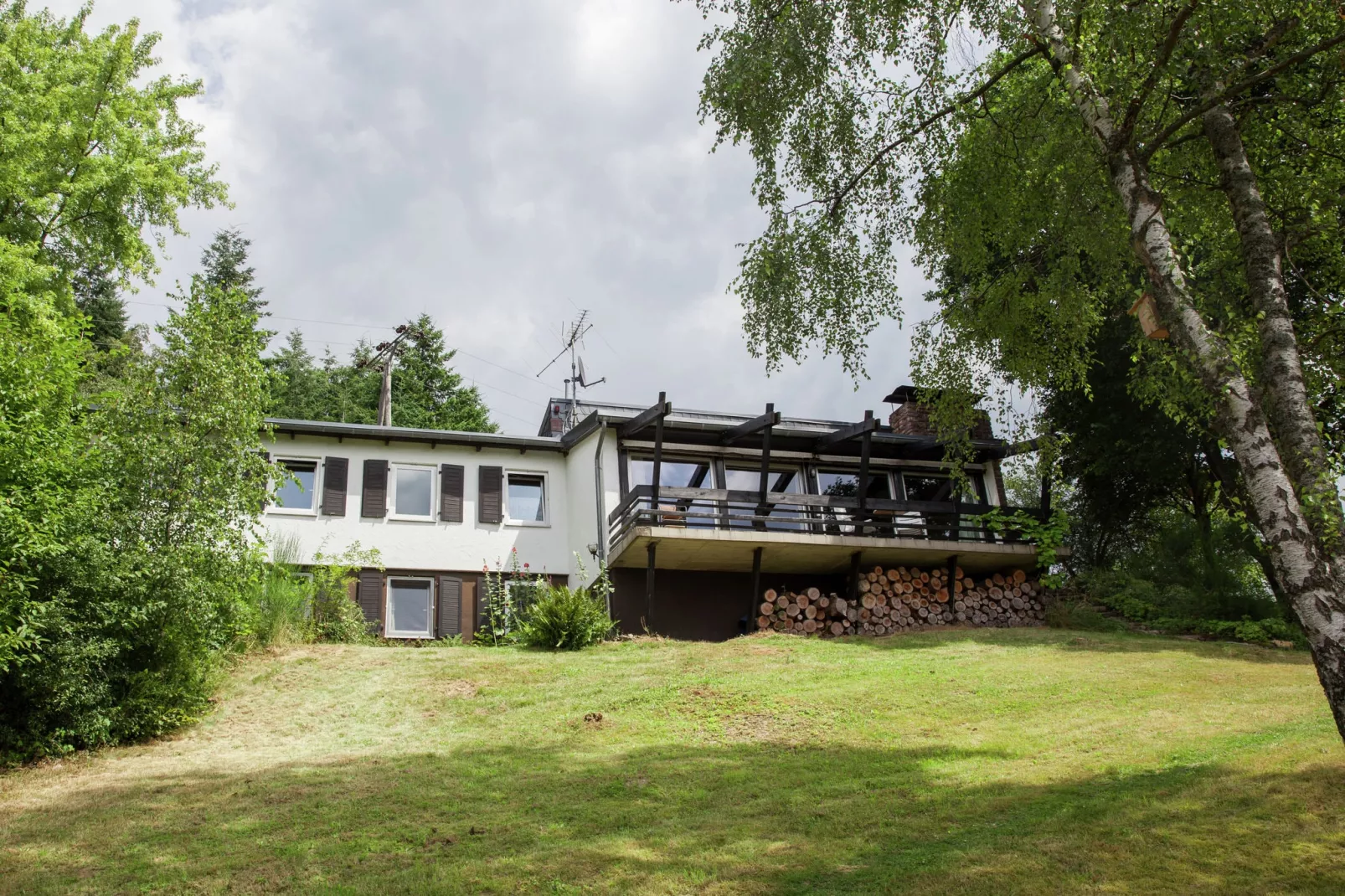 Panoramahaus-Exterior summer