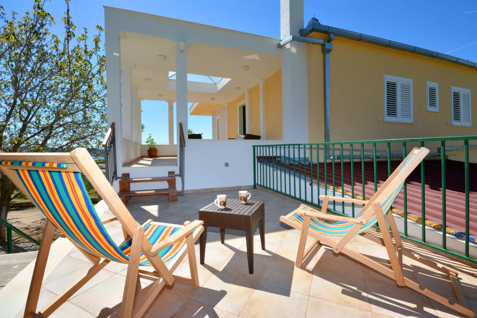 Villa Oliva-Terrace balcony