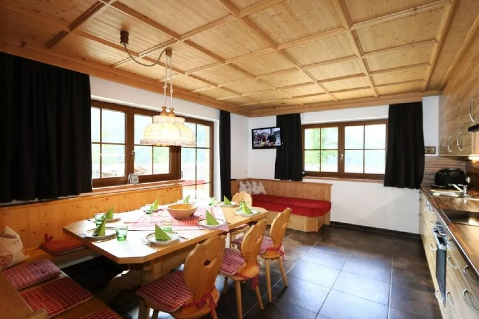 Thaler Hütte - Almzauber-Dining room