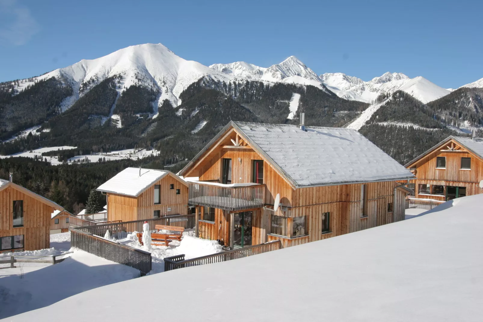 Tauern Chalet-Exterior winter