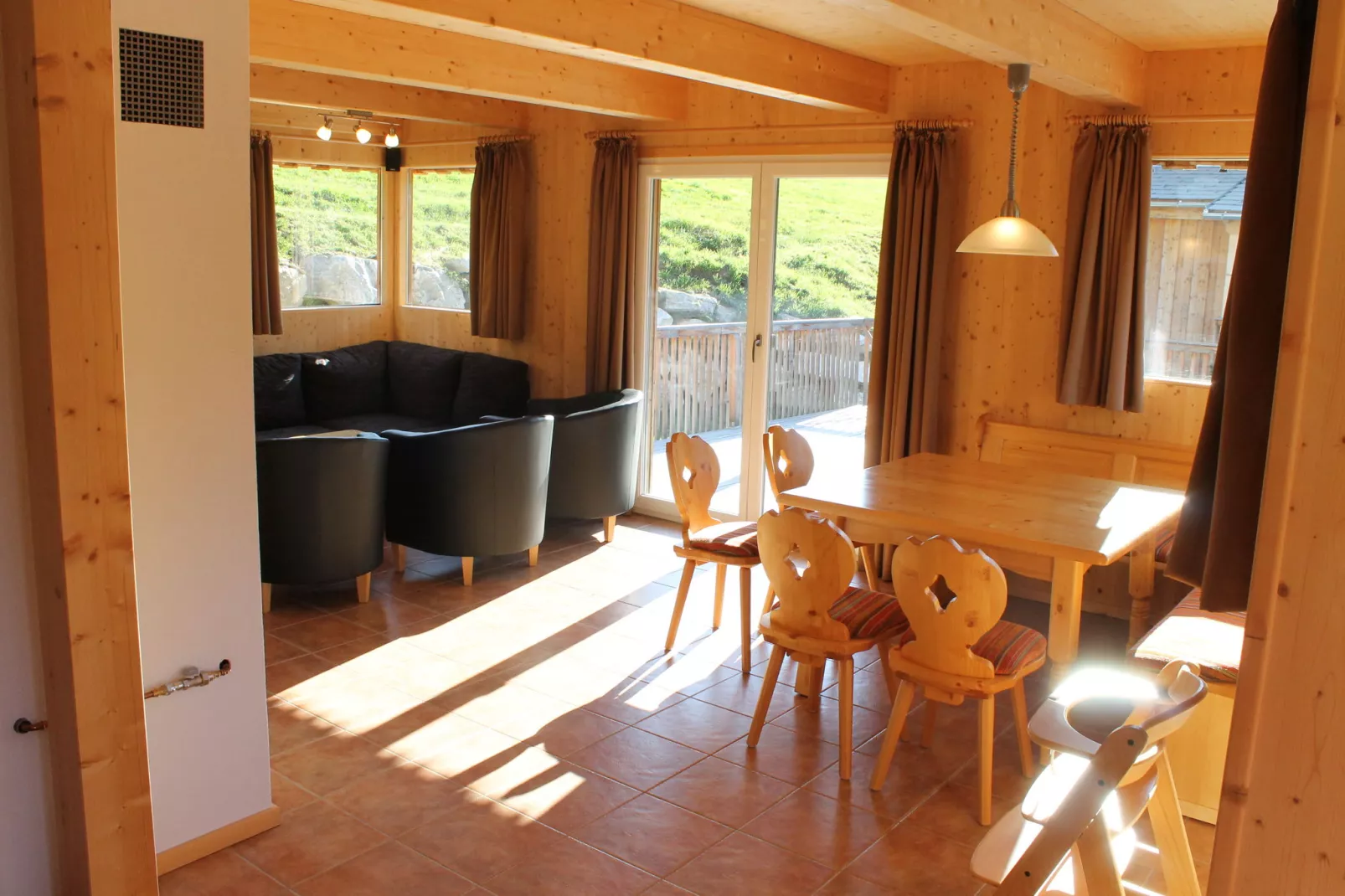 Tauern Chalet-Living room