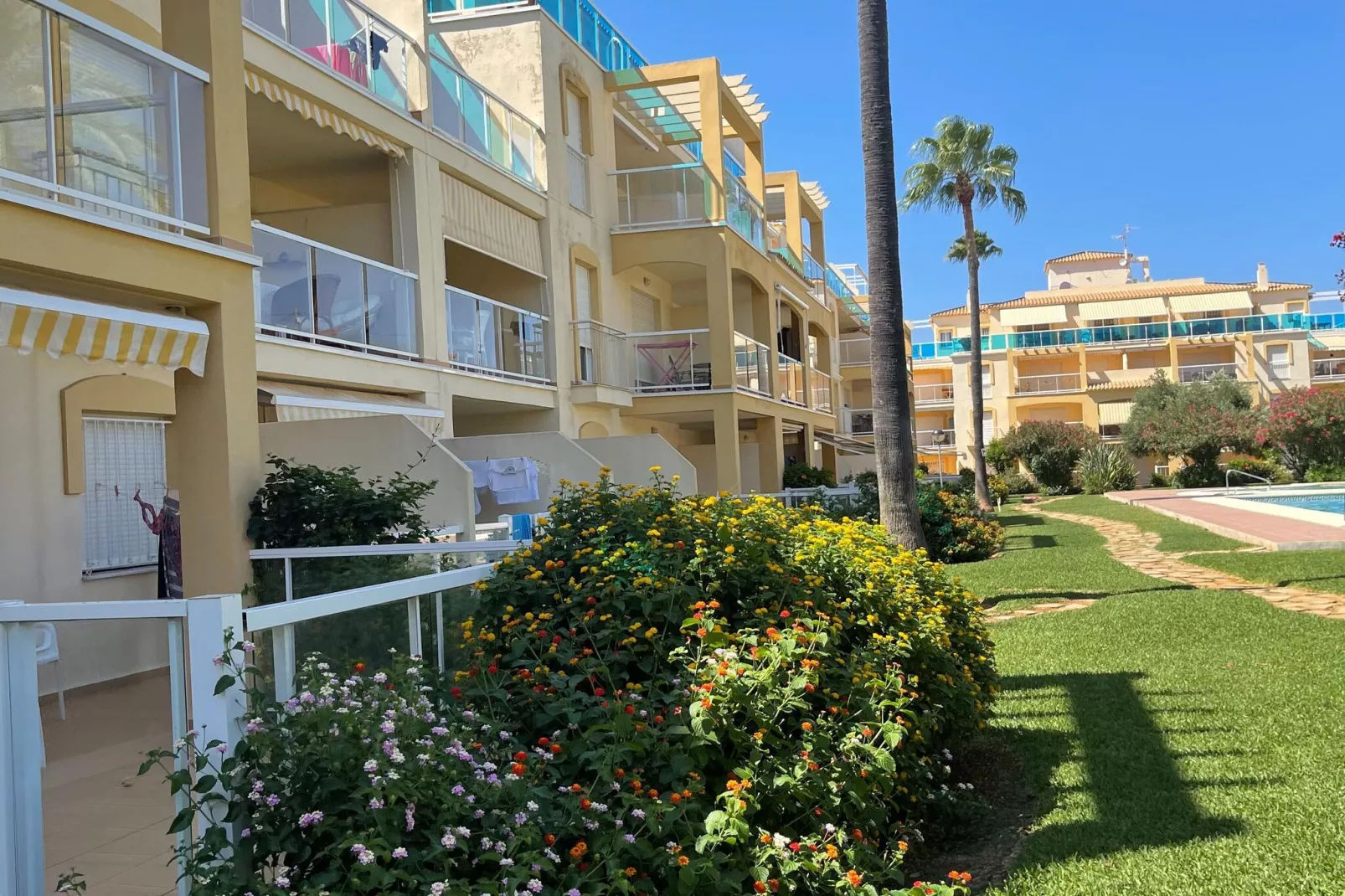 Apartment La Riviera-Extérieur été