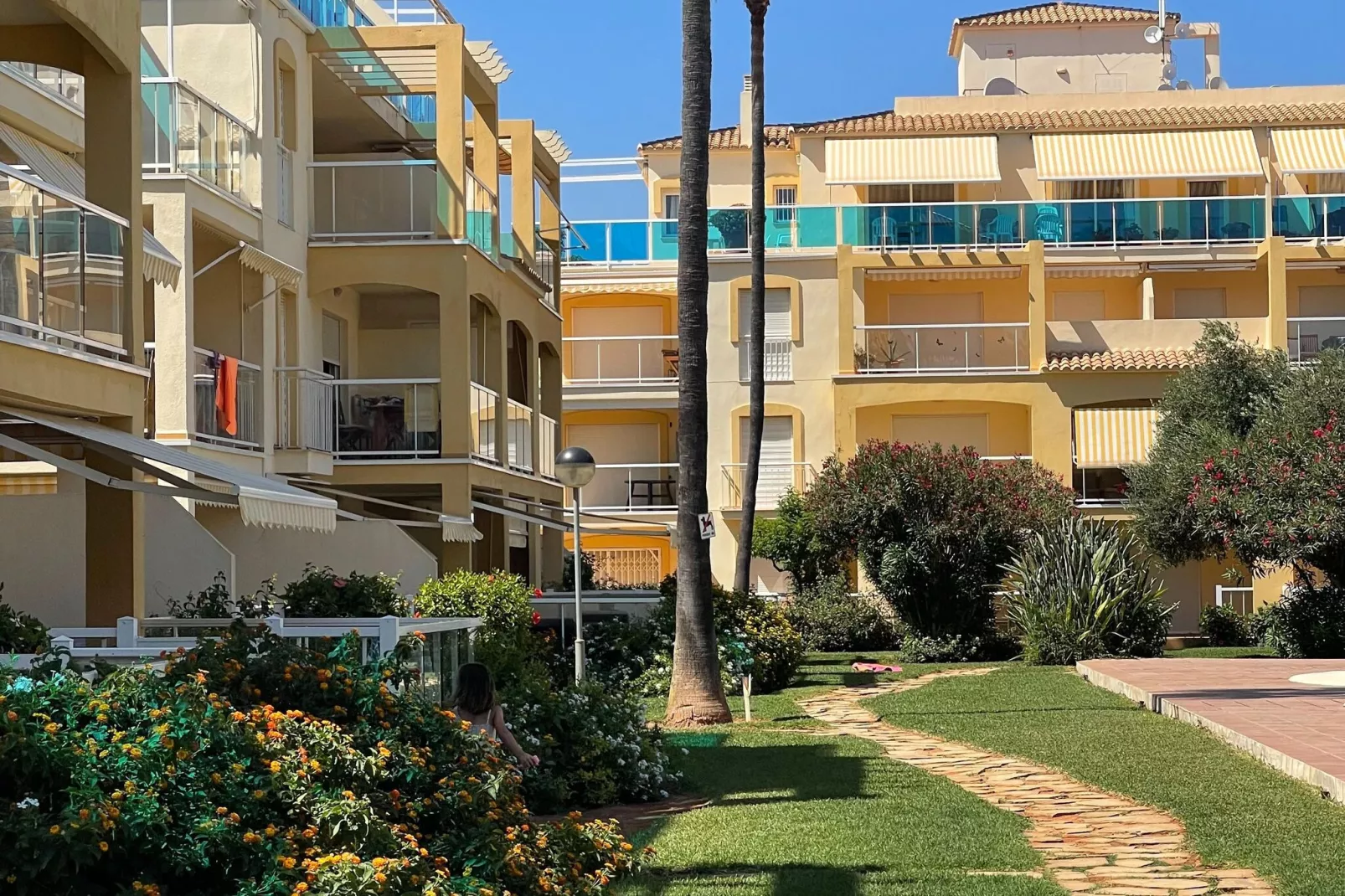 Apartment La Riviera-Extérieur été