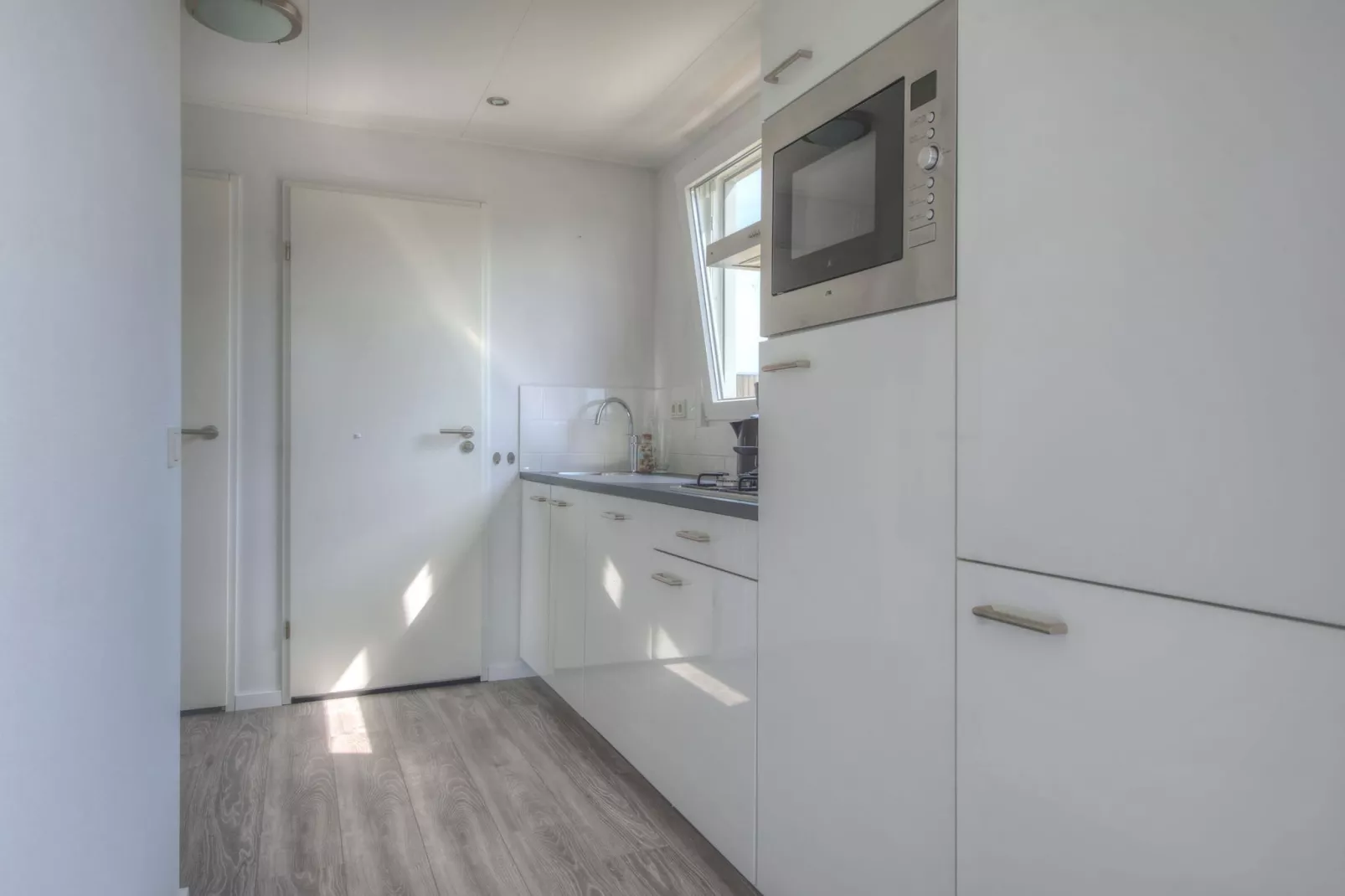 Resort Poort van Zeeland 1-Kitchen
