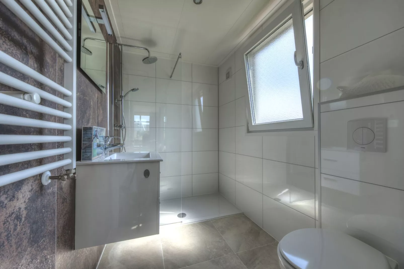 Resort Poort van Zeeland 1-Bathroom