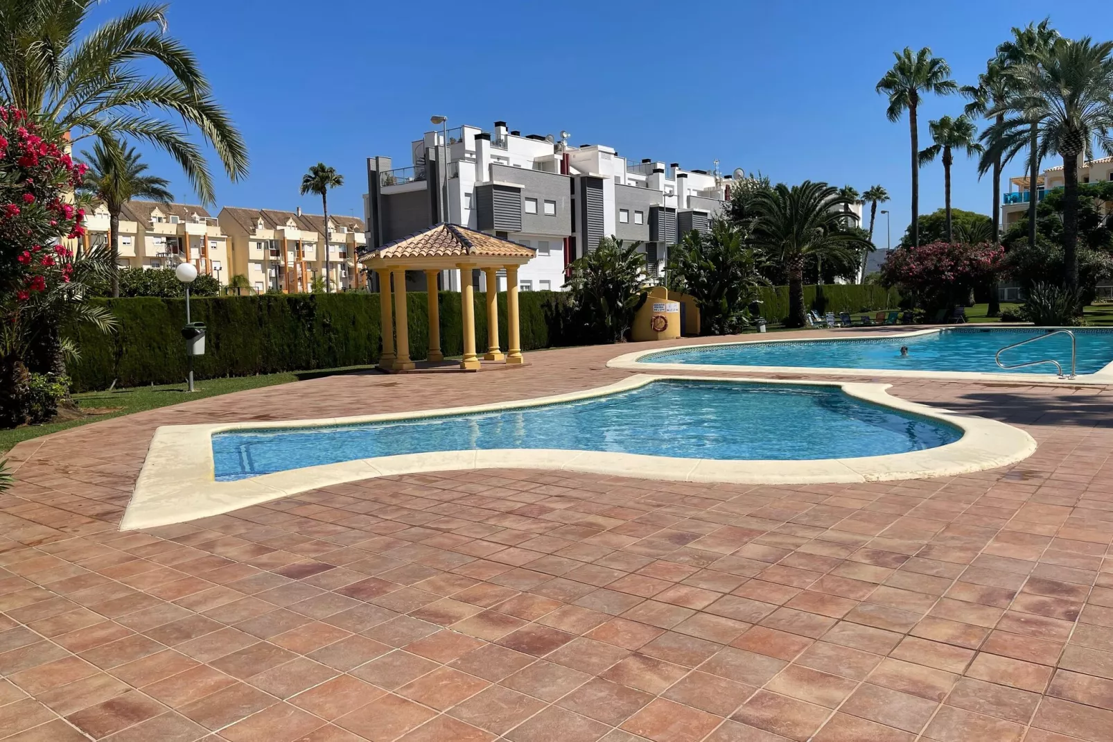 Apartment La Riviera-Piscine