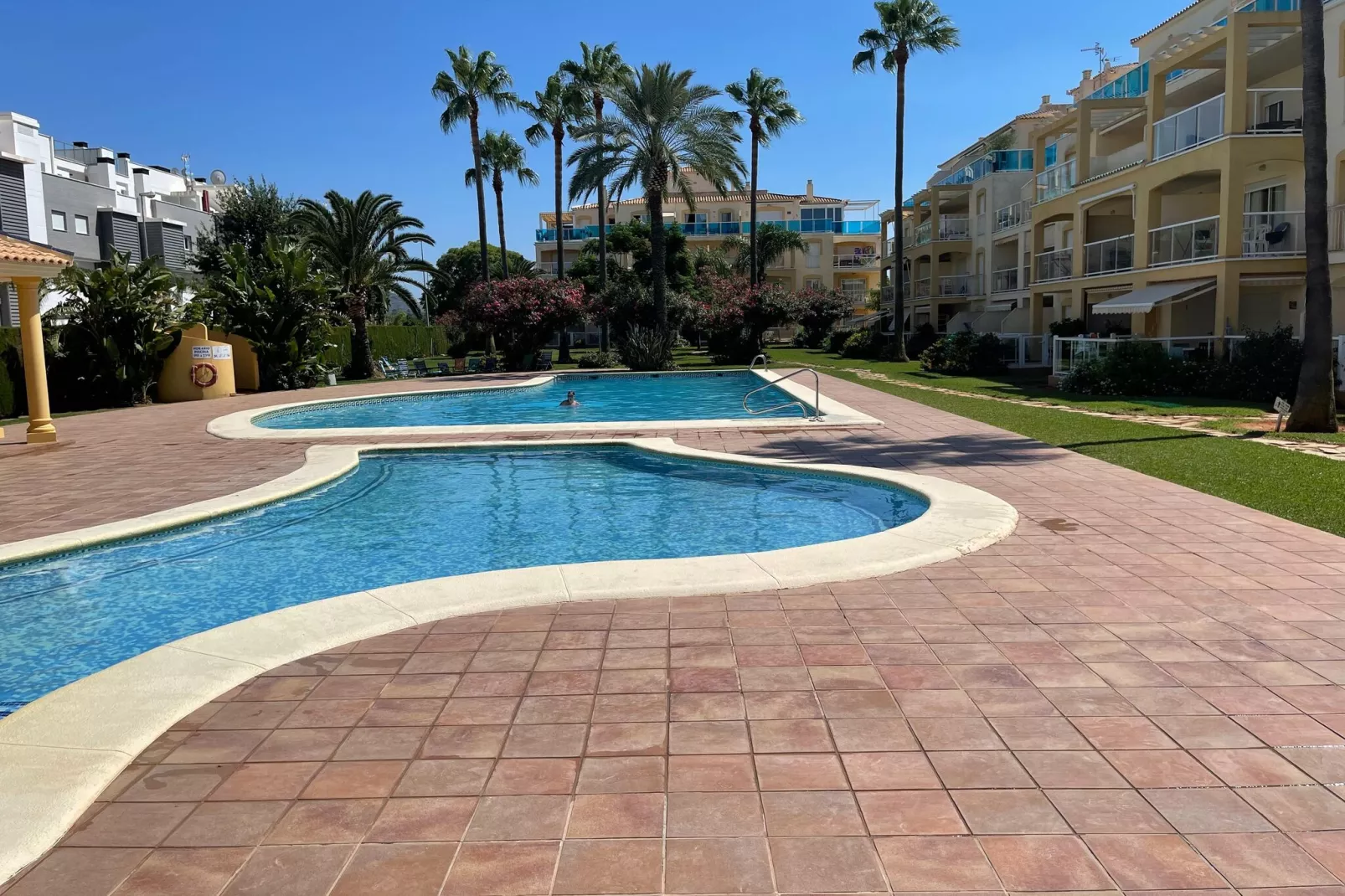 Apartment La Riviera-Piscine