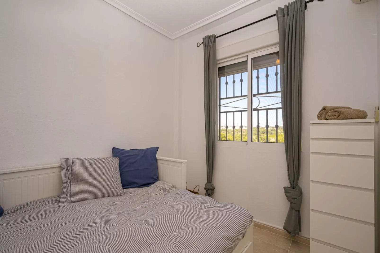 Picasso-Bedroom