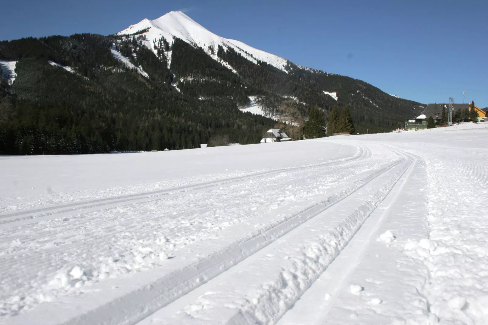 Tauern Chalet-Area winter 5km