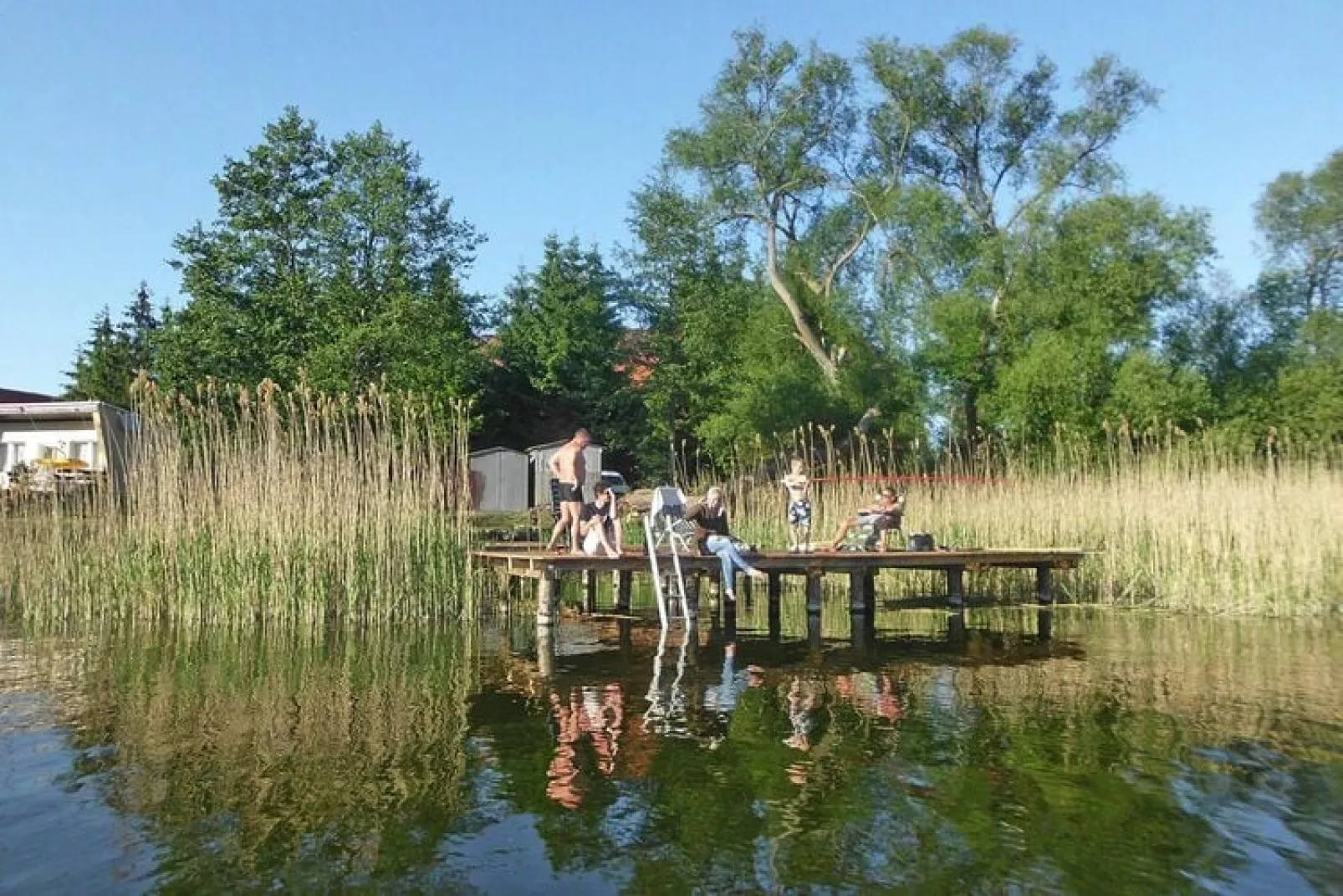 Reihenbungalow 35 qm-Gärten Sommer
