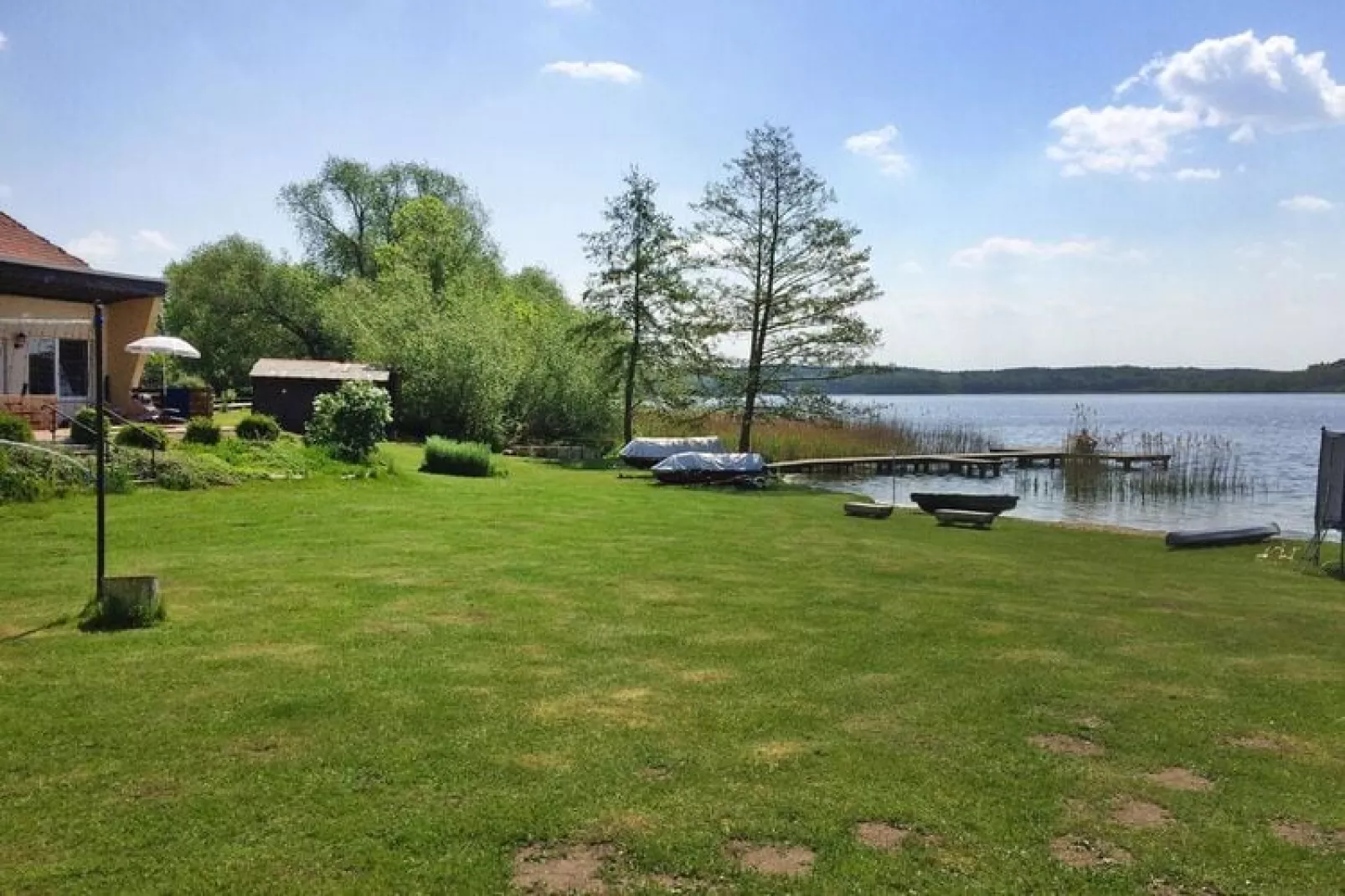 Reihenbungalow 35 qm-Gärten Sommer