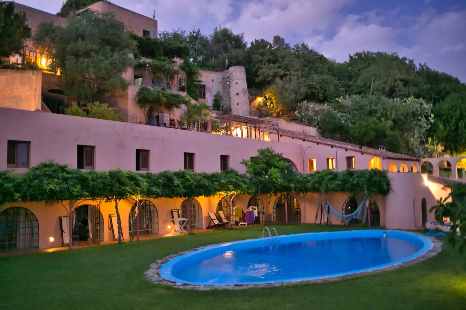 Torre-Exterior summer