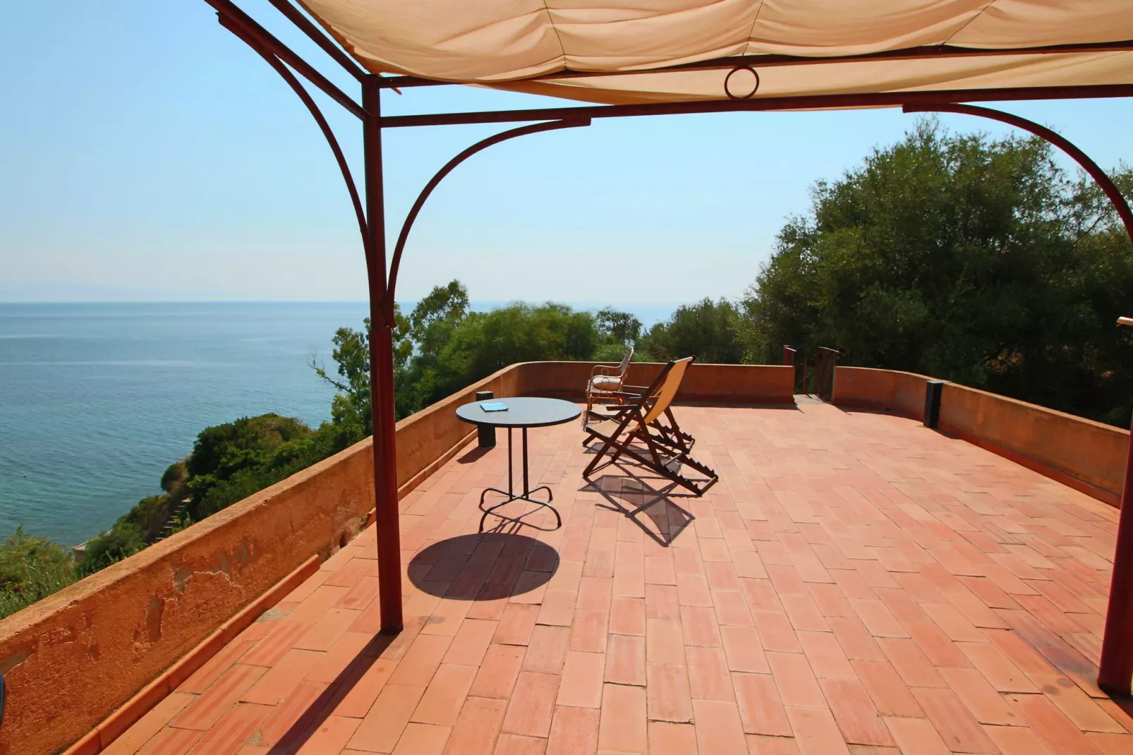Torre-Terrace balcony