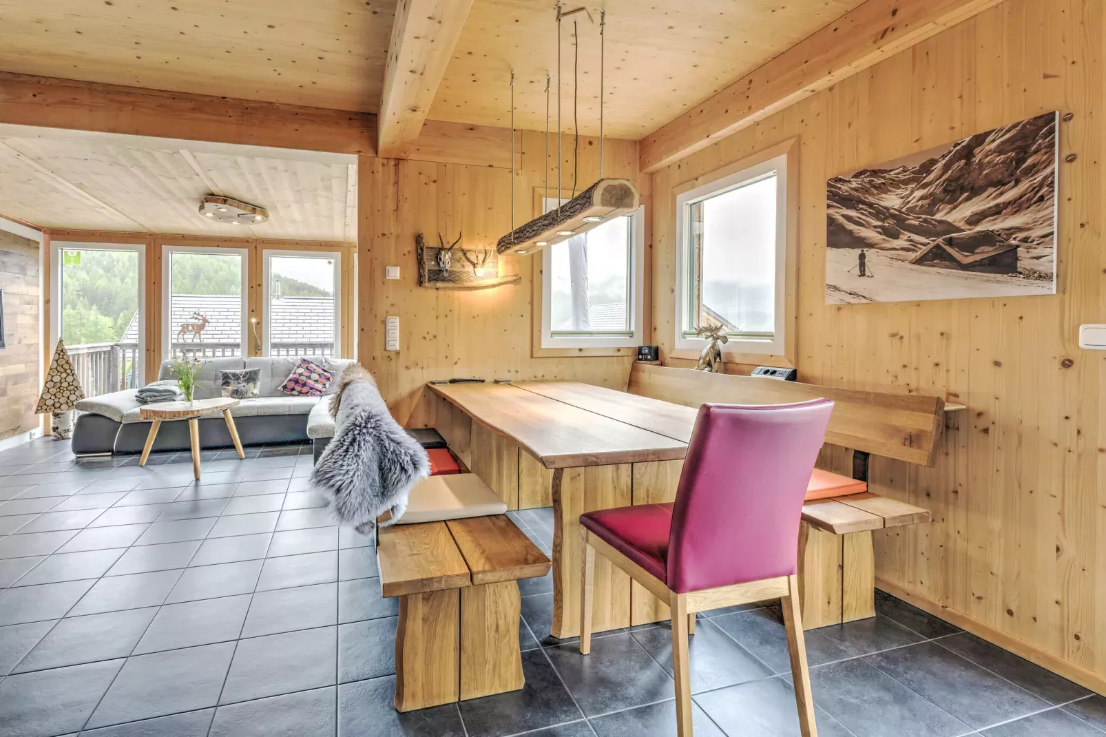 Chalet Zwoade Hoamad-Dining room