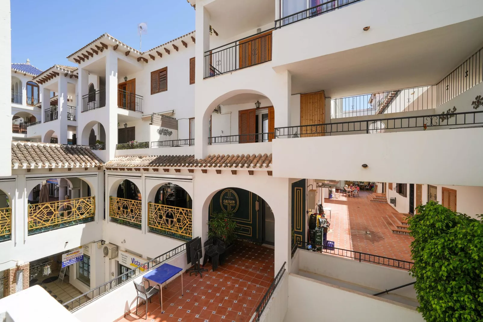 La Plaza de Villamartin-Außenbereich Sommer