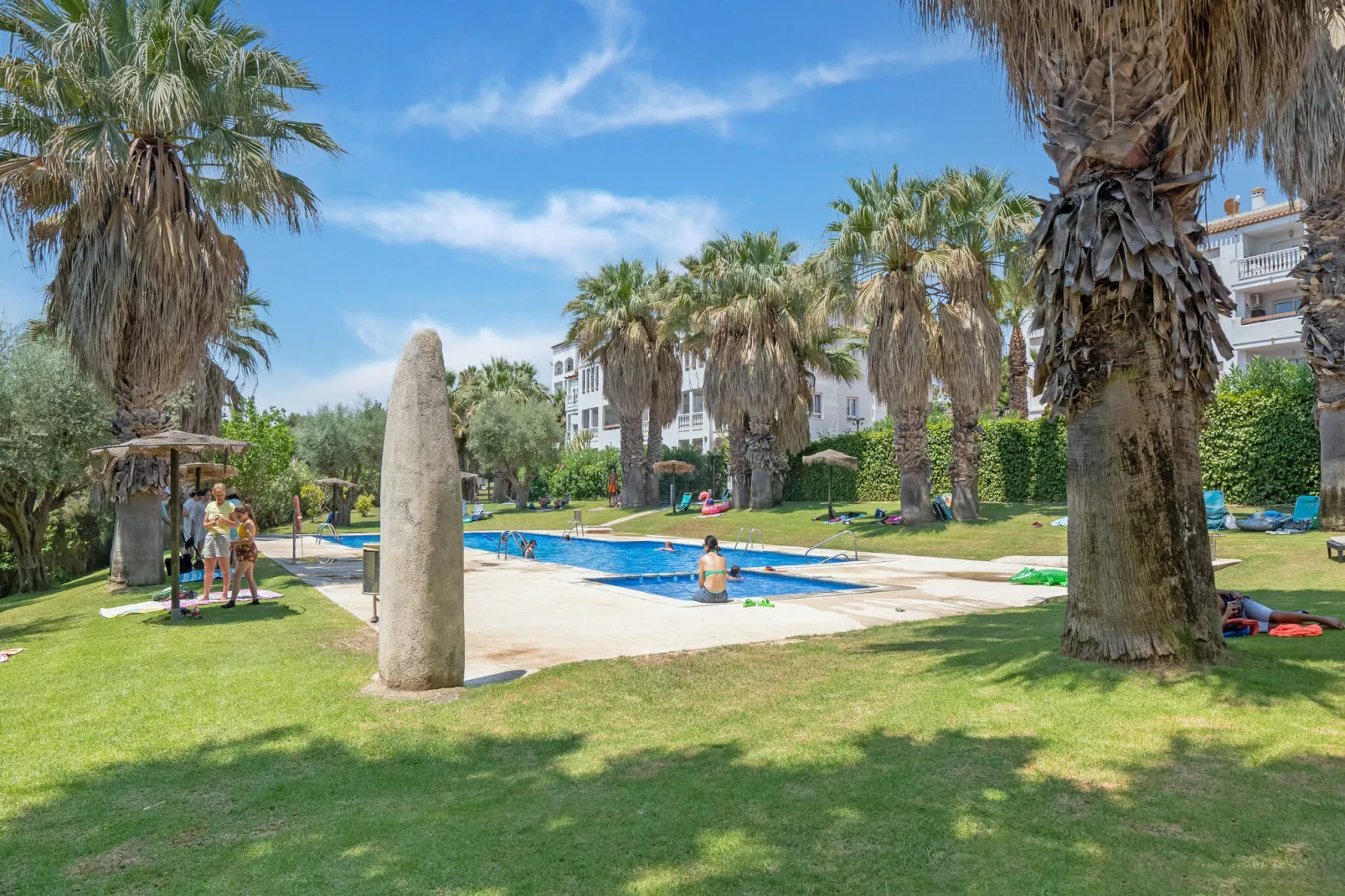 La Plaza de Villamartin-Schwimmbad