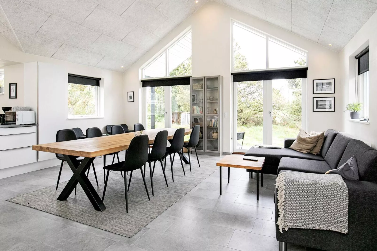 10 person holiday home in Thisted-Indoor