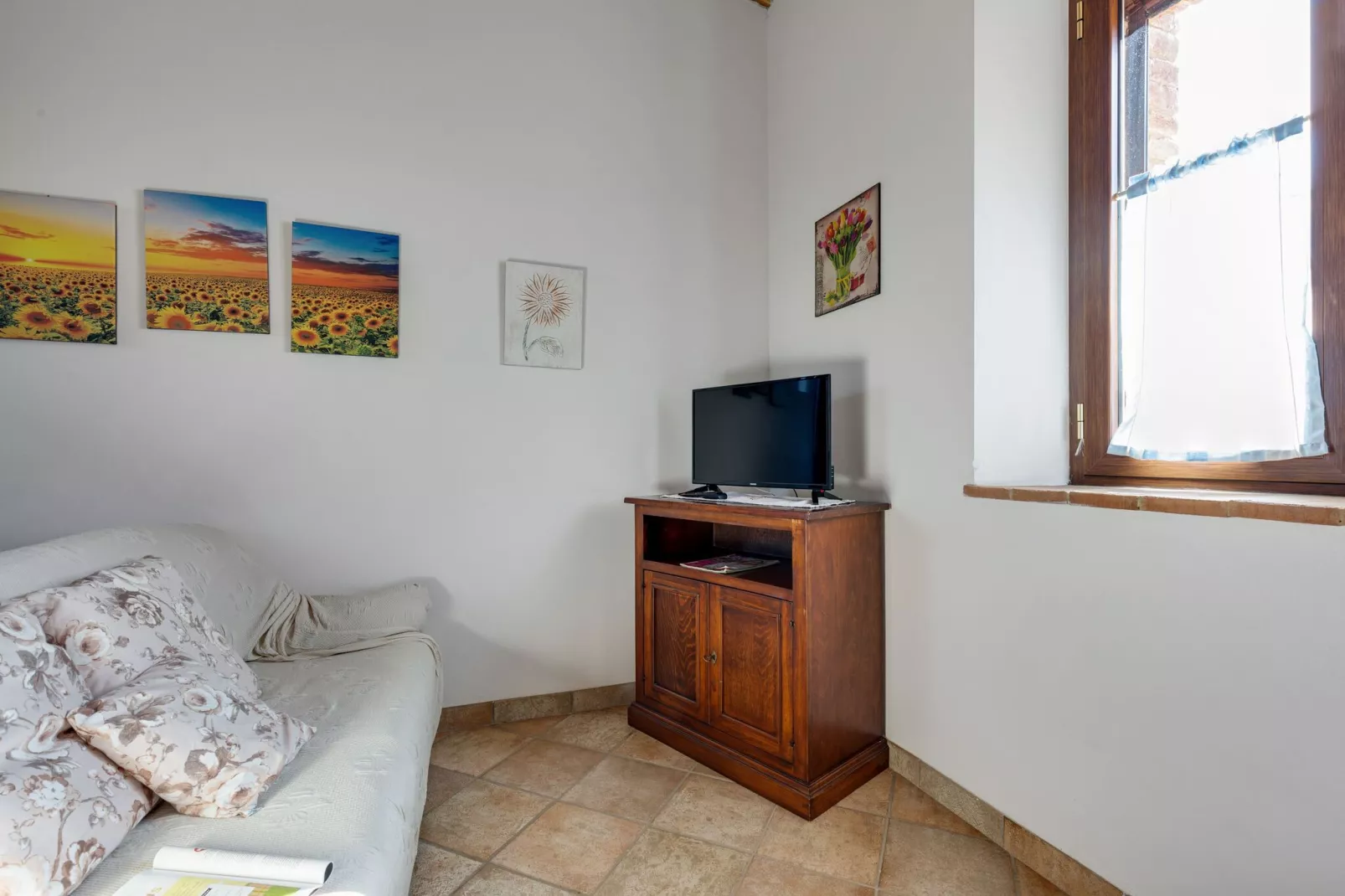 Matilde-Living room