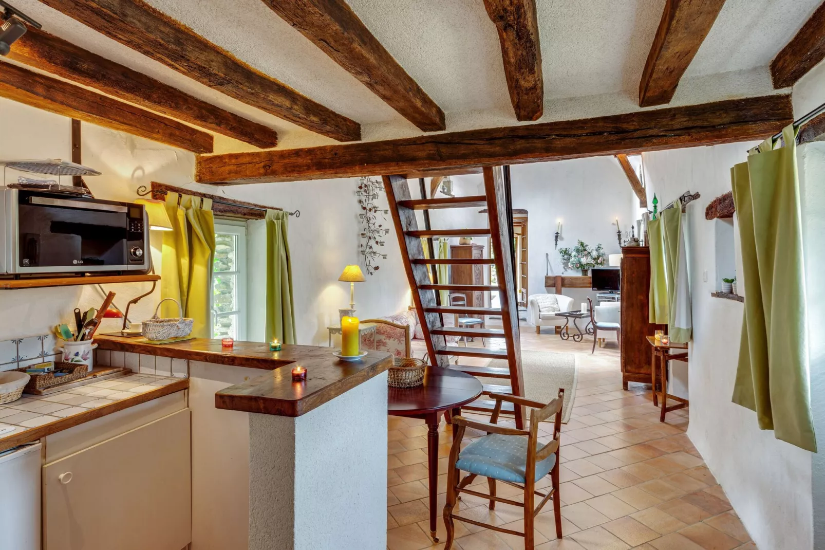 Maison de vacances St Laurent des Mortiers-Küche