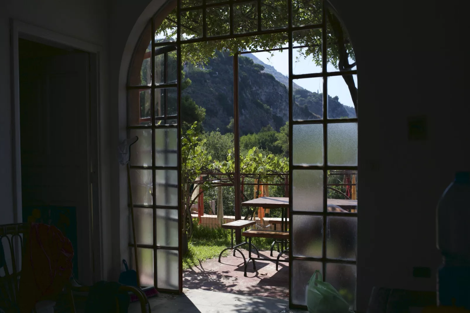 Limoni-Terrace balcony