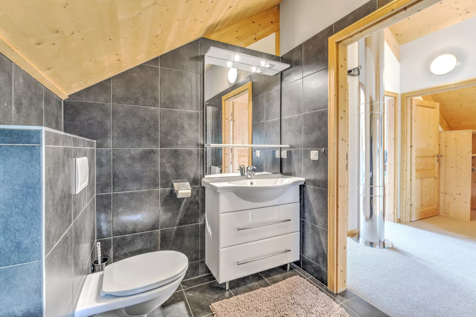 Chalet Zwoade Hoamad-Bathroom