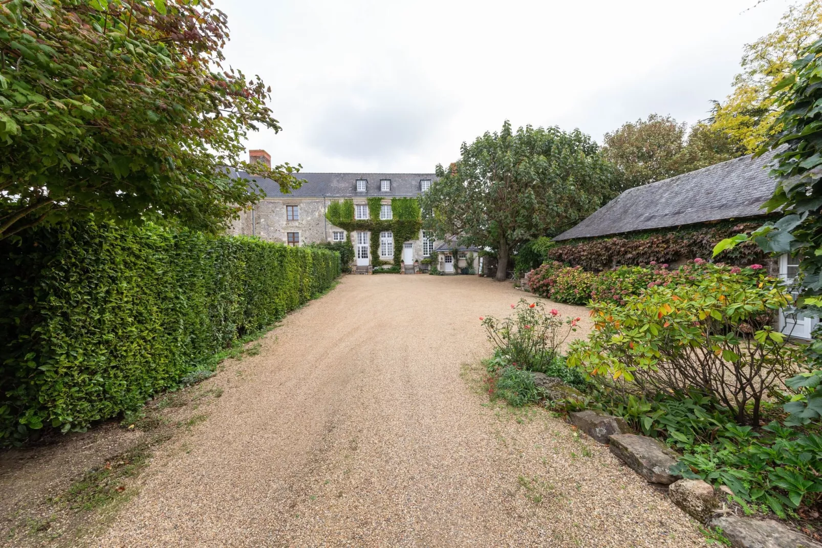 Maison de vacances St Laurent des Mortiers-Empfangshalle
