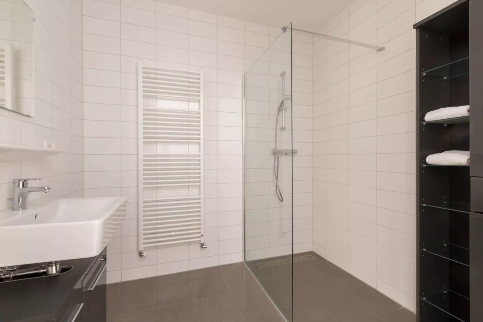 Aparthotel Zoutelande - 6 pers luxe appartement-Bathroom