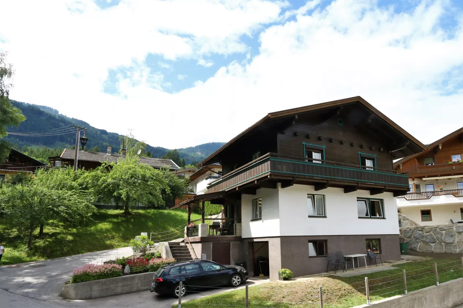 Ferienhaus Hörhager-Außenbereich Sommer
