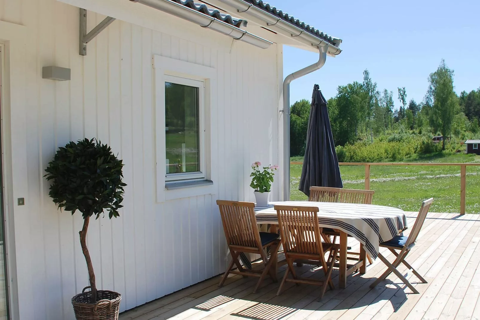 6 person holiday home in STJÄRNHOV-By Traum-Outdoor