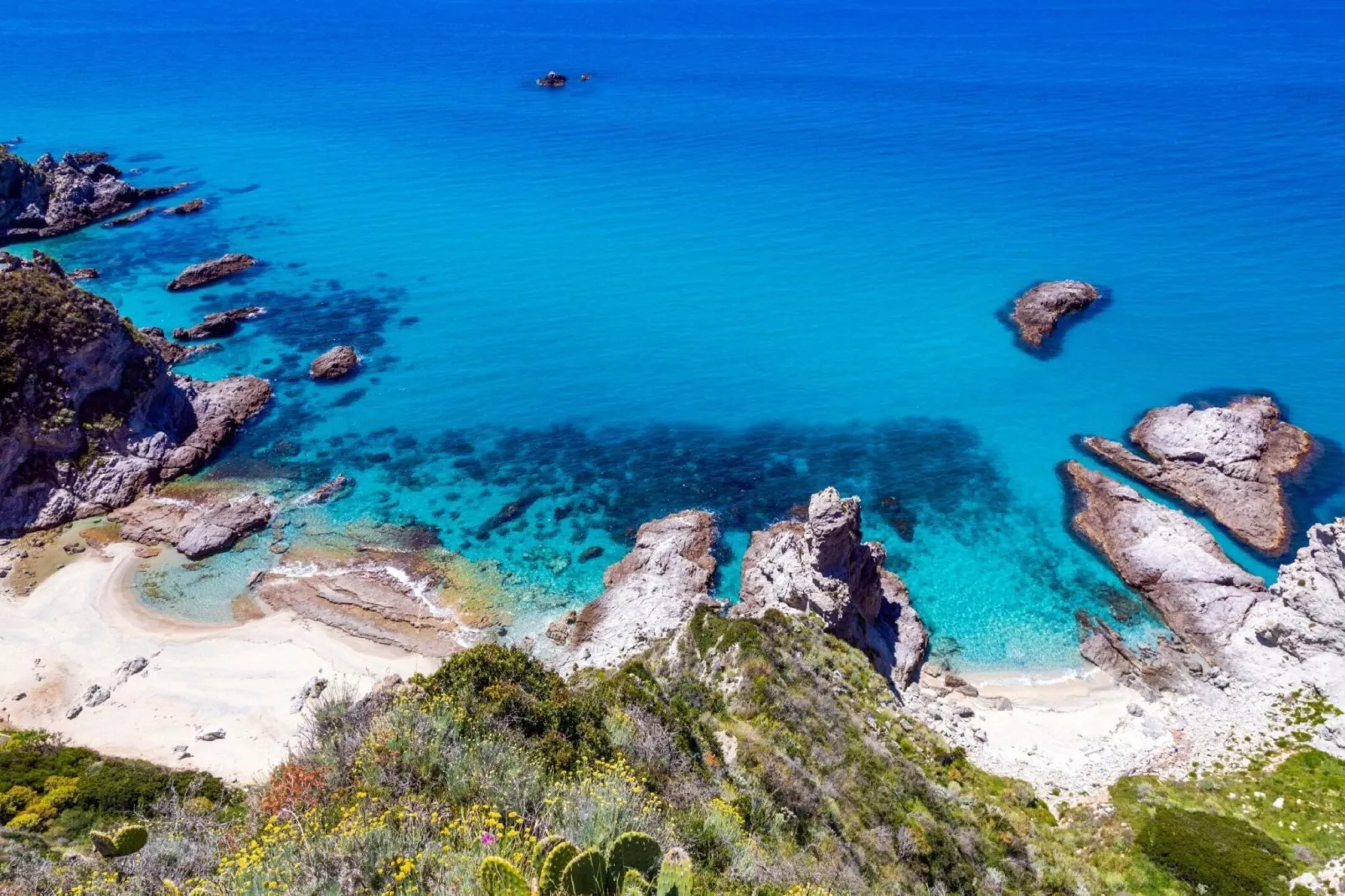 Villa Conte-Areas summer 1km