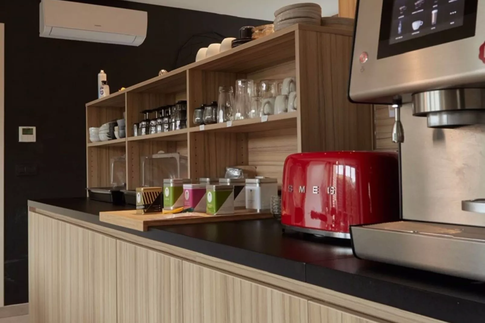 T Vlyt - wellness groepsaccommodatie-Küche