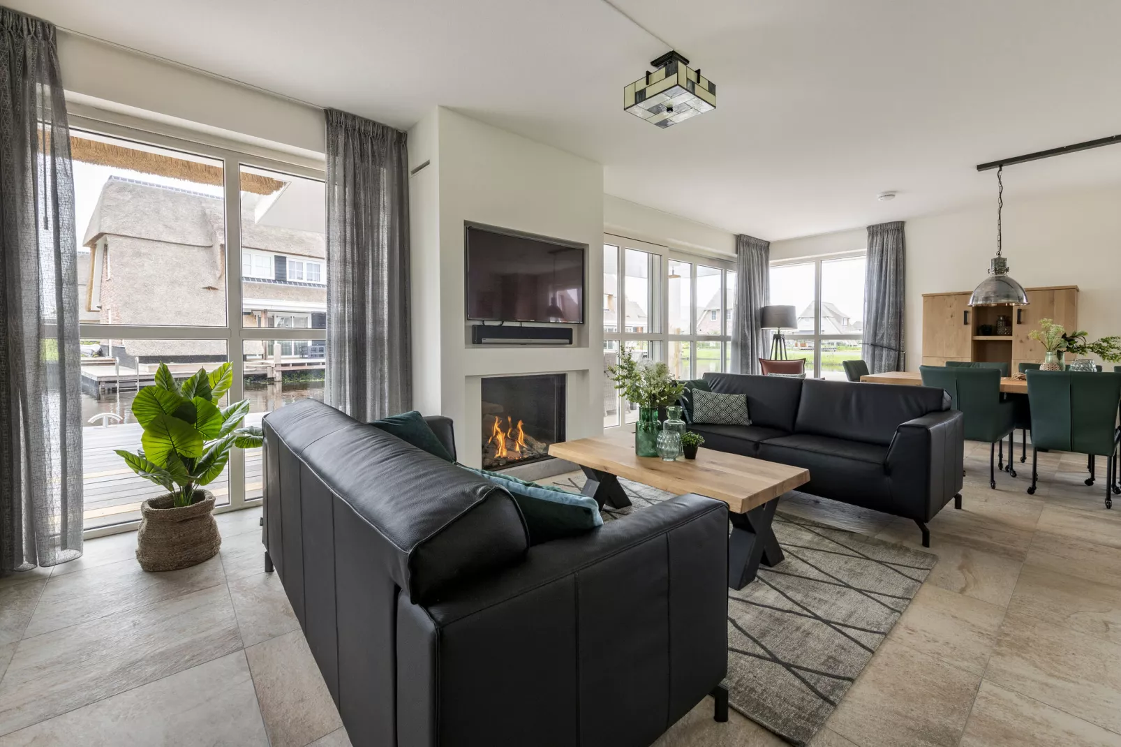 Friese Meren Villa's 5 - Living room