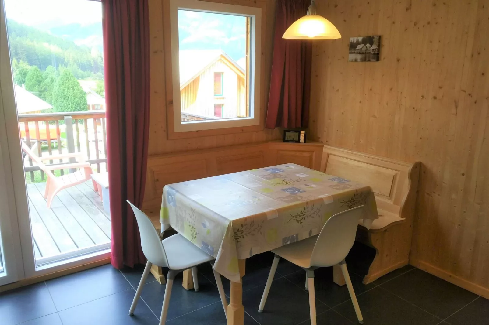 Chalet Victor-Dining room