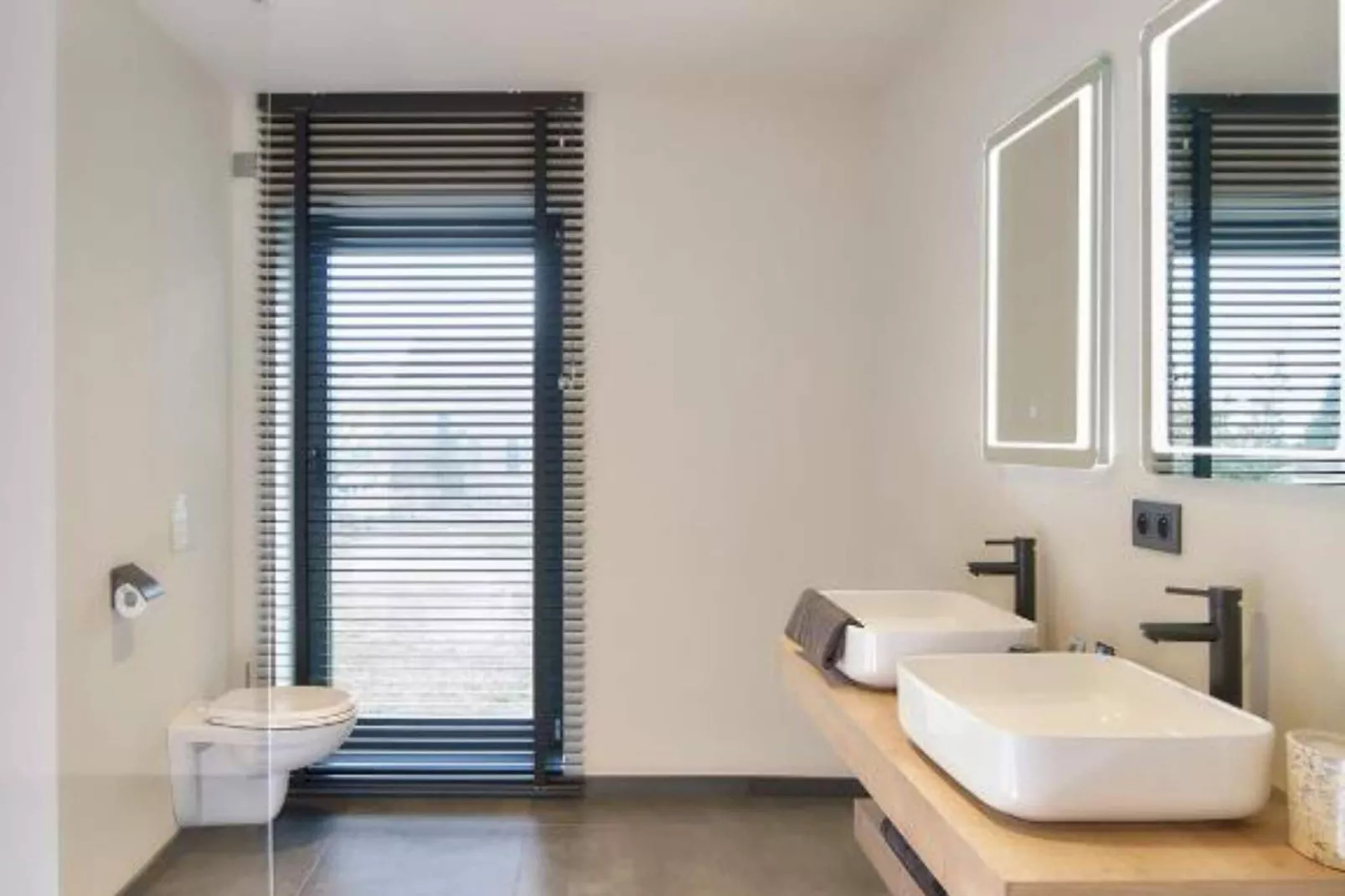 T Vlyt - wellness groepsaccommodatie-Badezimmer