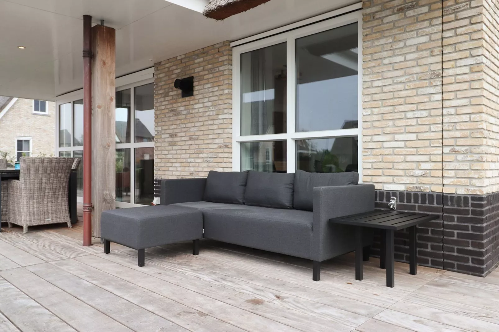 Friese Meren Villa's 5 - Terrace balcony