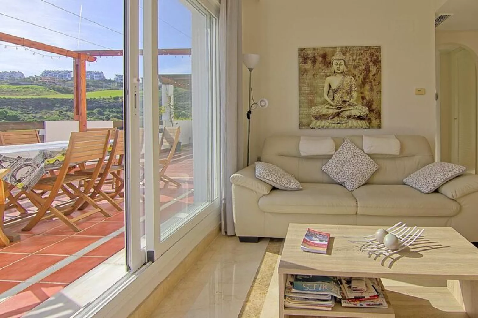 Casa Arles - CT 101-Living room