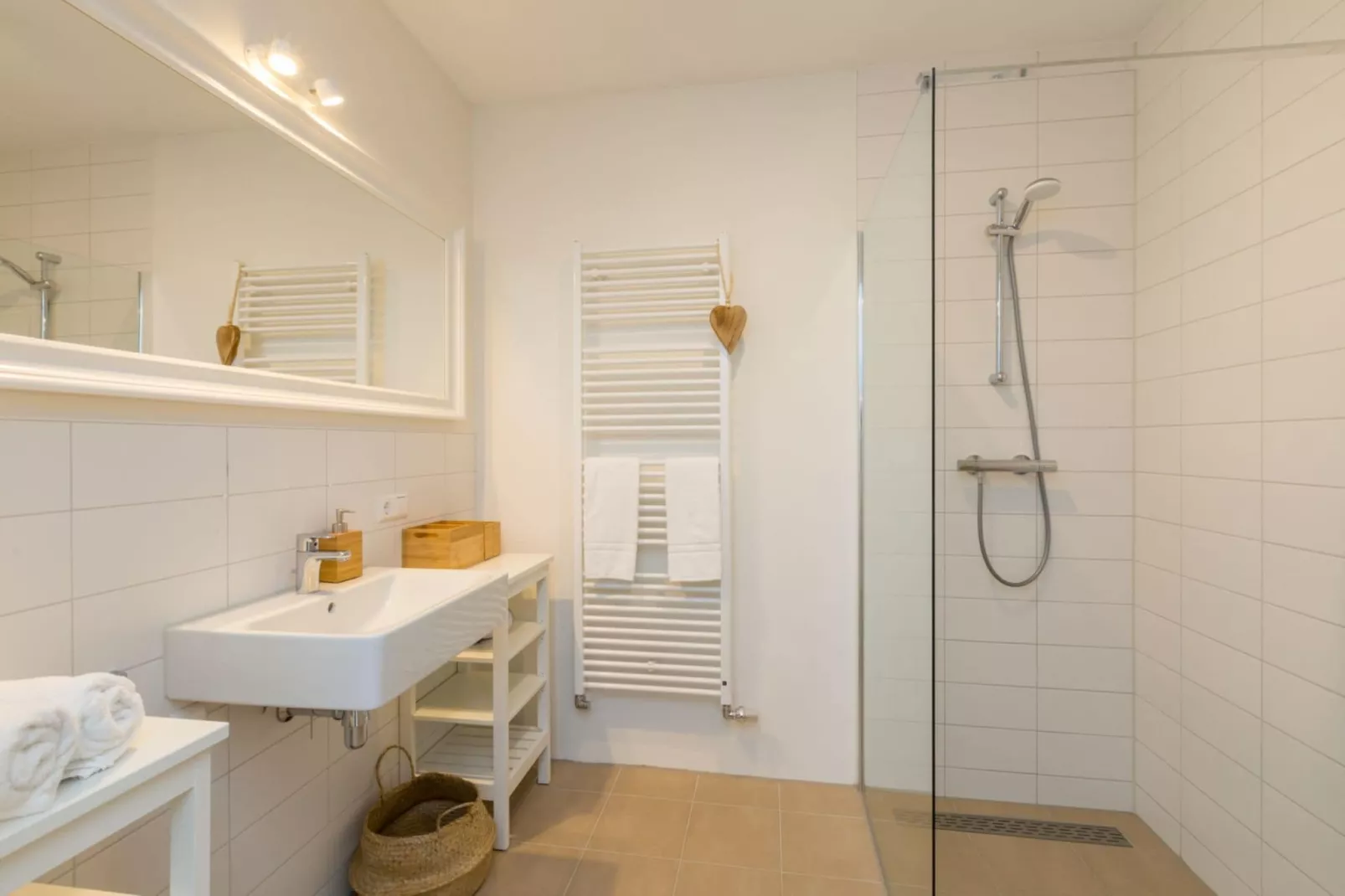 Aparthotel Zoutelande - 5 pers luxe appartement-Bathroom