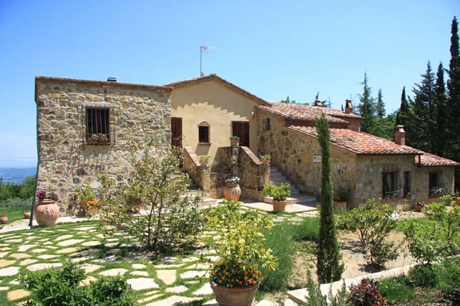 Villa La Felce-Exterior summer