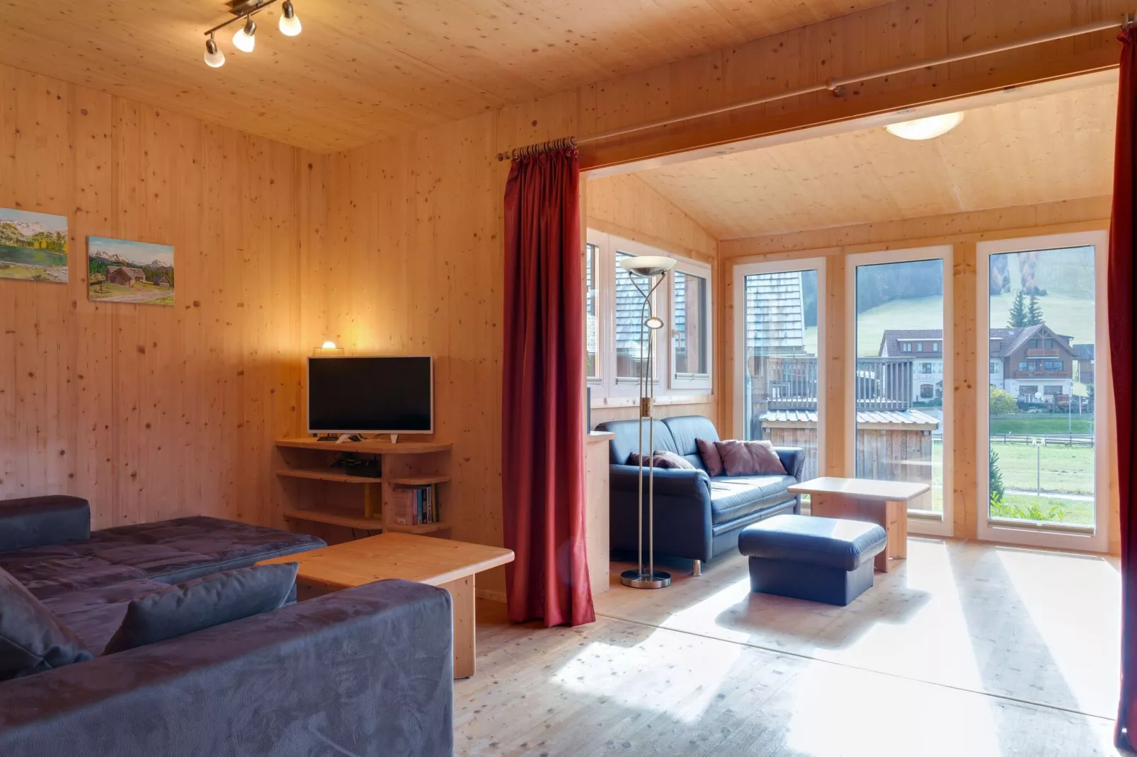 Chalet Sonnenschein-Living room