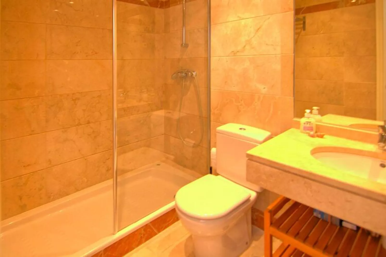 Apto Blue Bay - CT 108-Bathroom