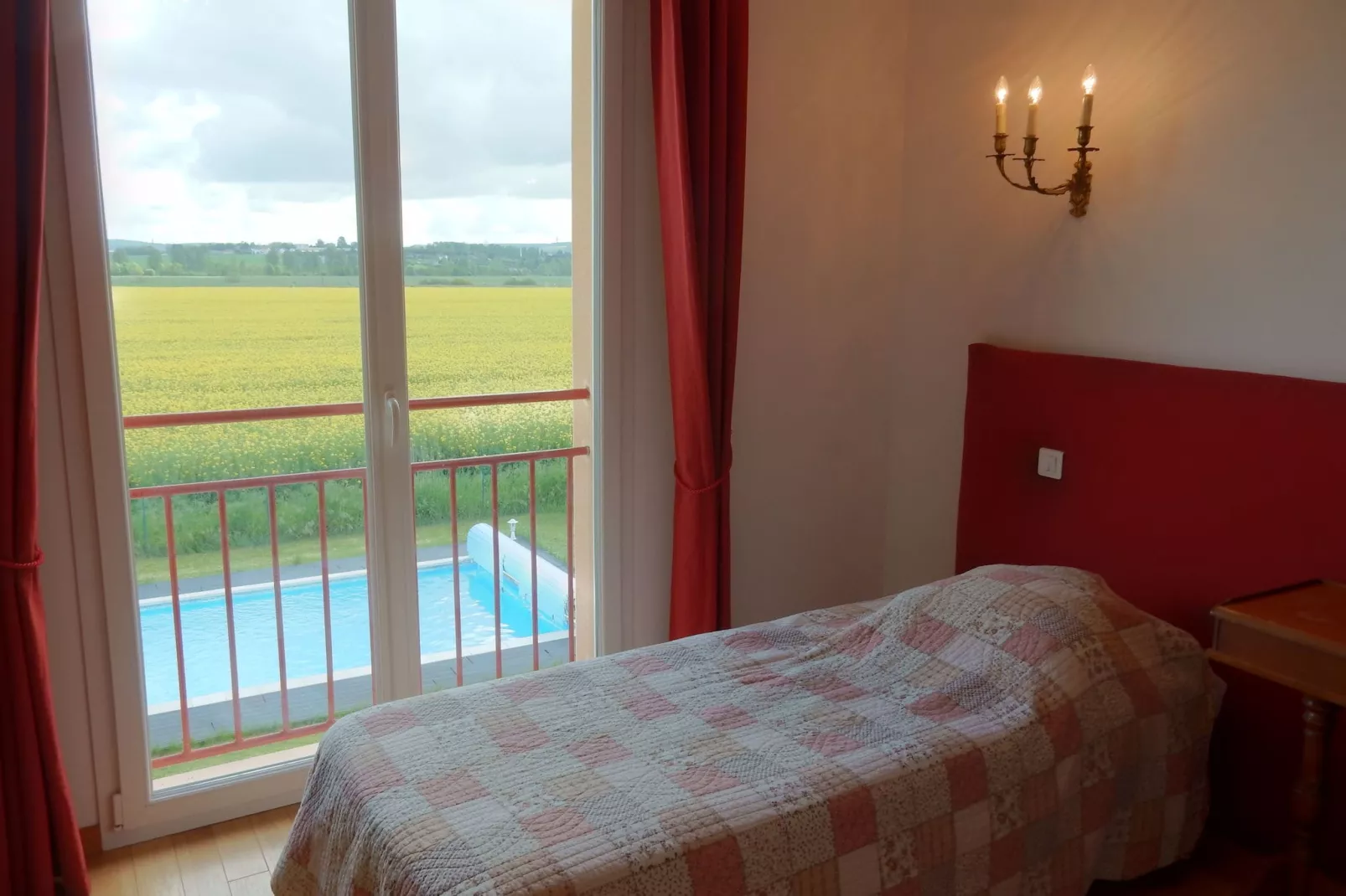 Maison de vacances - BILLEMONT-Chambre