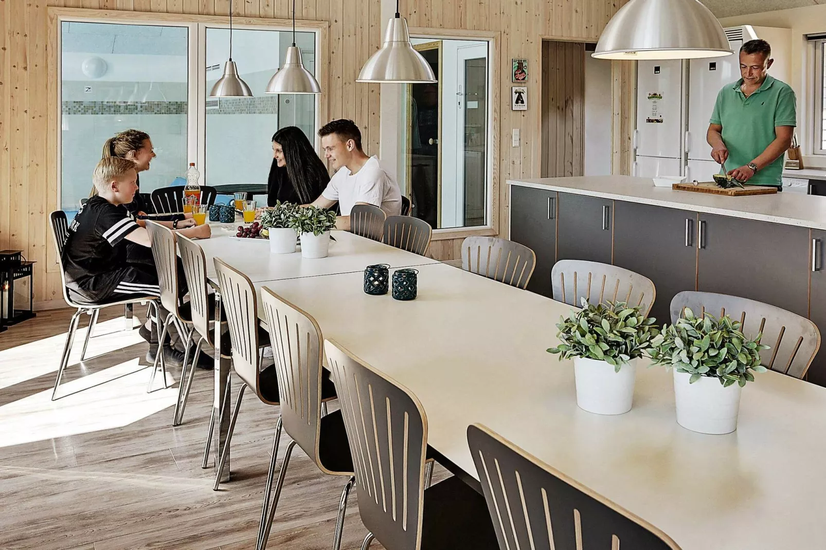 Luxury Pool Retreat by Sea - By Traum Ferienwohnungen-Indoor