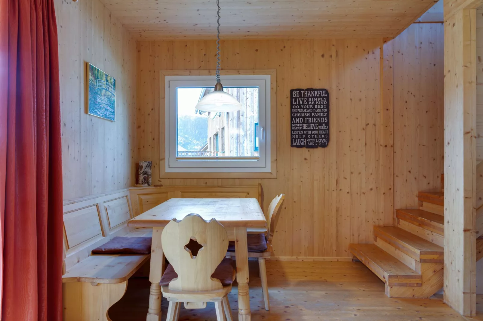 Chalet Sonnenschein-Dining room