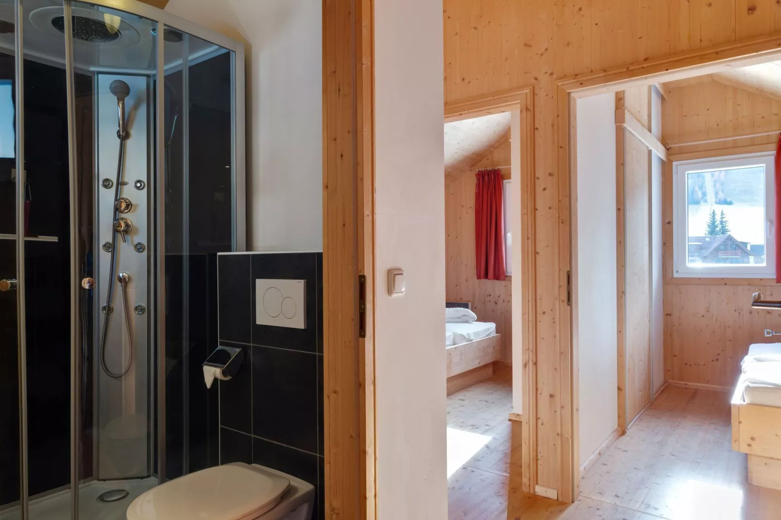 Chalet Sonnenschein-Bathroom