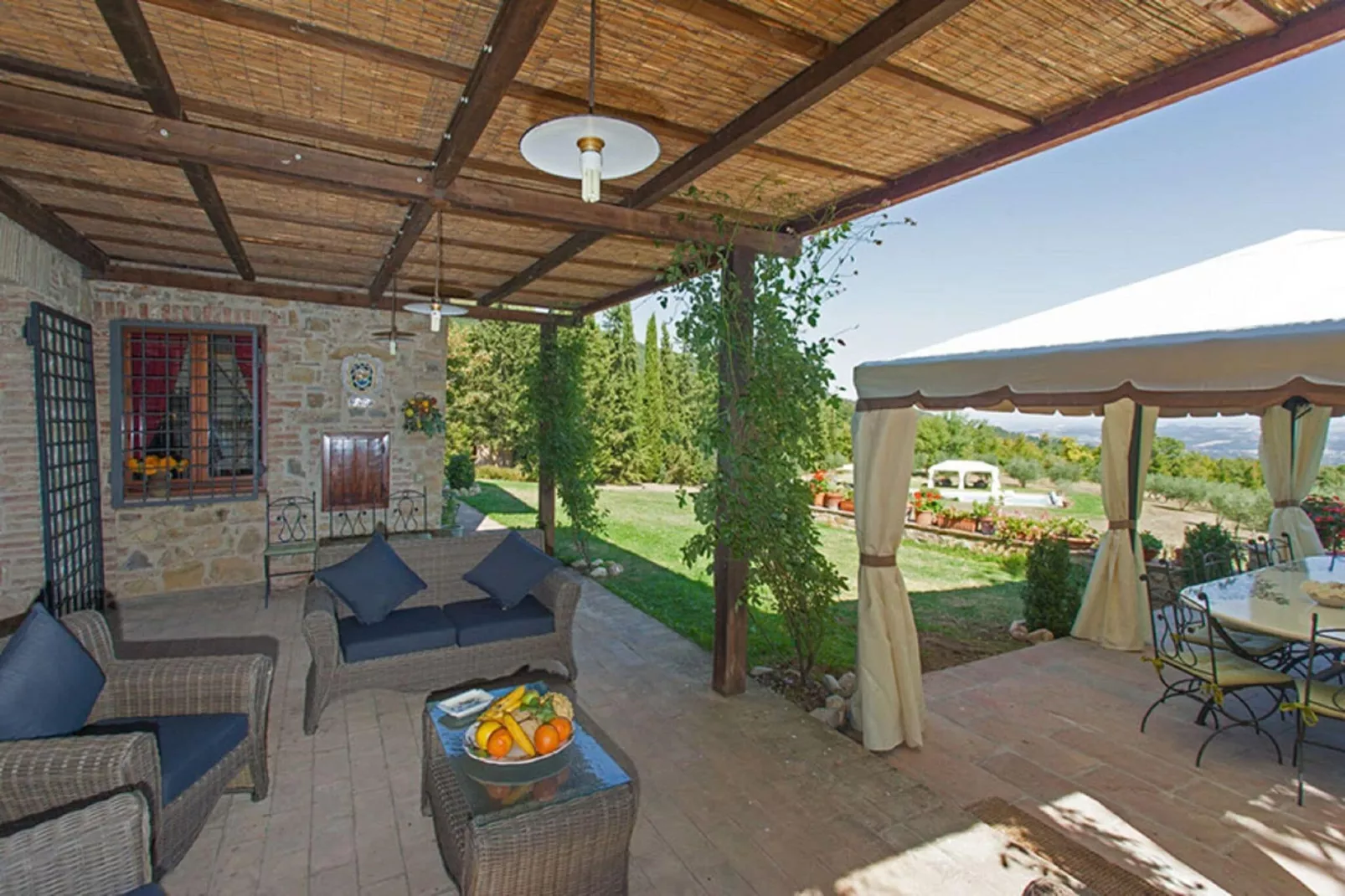 Villa La Felce-Terrace balcony