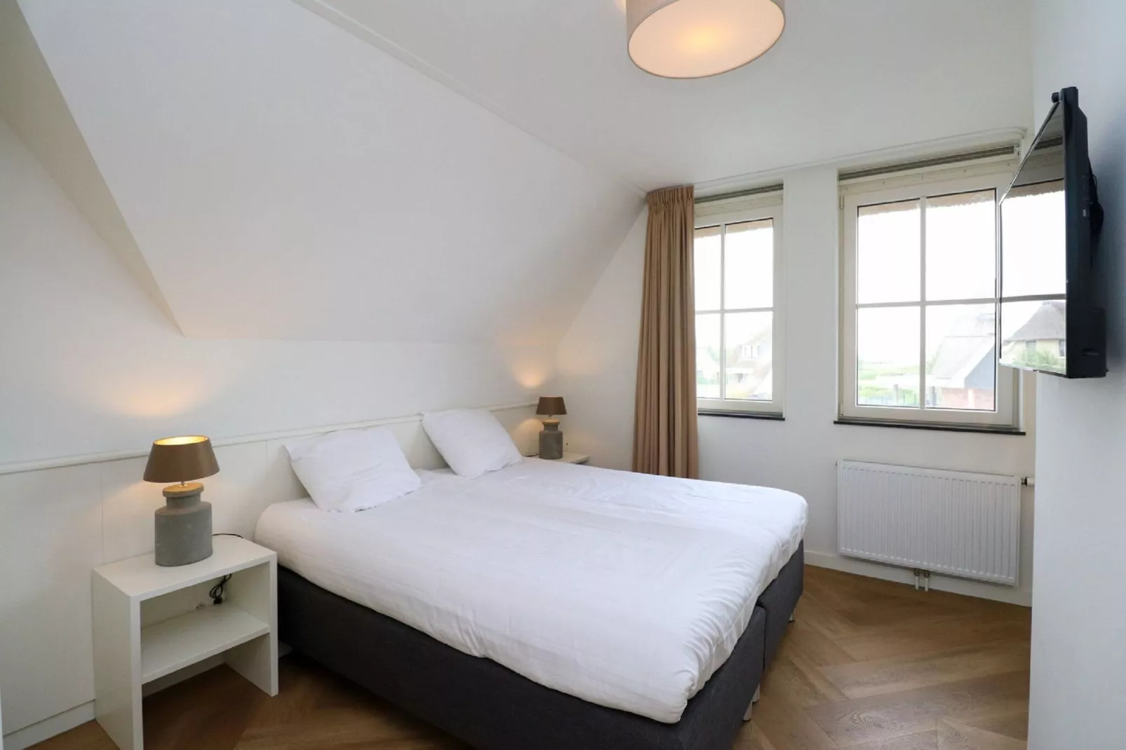 Friese Meren Villa's 16-Bedroom
